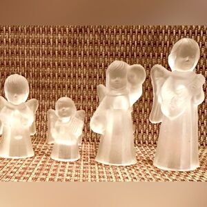 Set of 4 frosted crystal angels candle holder. By crystal clear